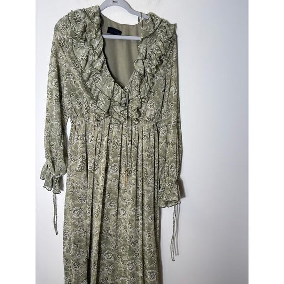 Zara Green Long Sleeve Deep V Maxi Dress Sz L - Picture 1 of 2